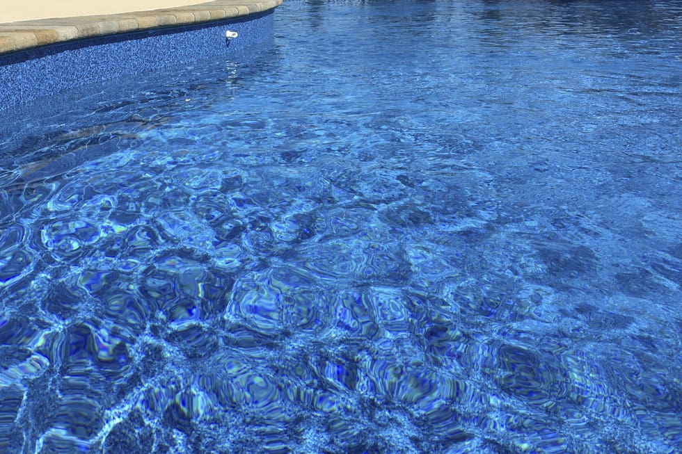 Parrots-Landing-Swimming-Pools-dark-blue-vinyl-liner